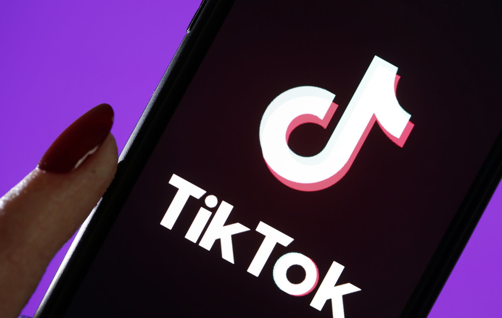 tiktok-caught-red-handed-reading-user-clipboards-in-iphone