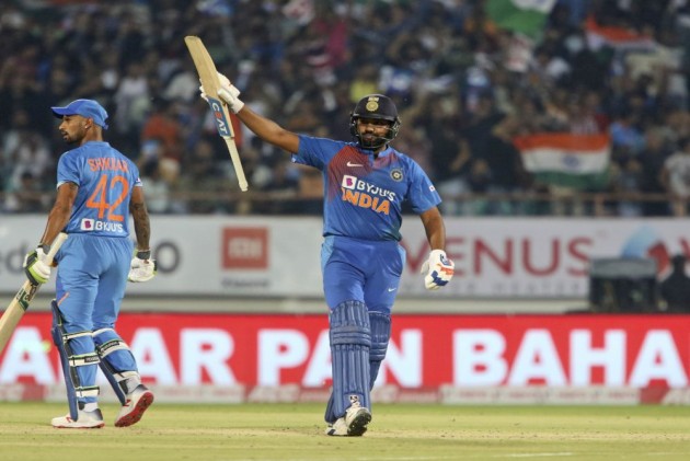 IND vs BAN : Rohit hits half century, tough competition between India and Bangladesh as both win 1 match each.