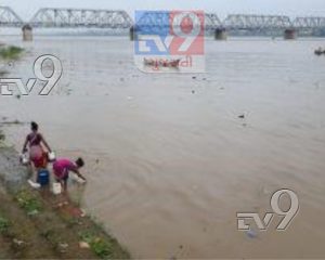 Water flowed in Ghodapur of Narmada river