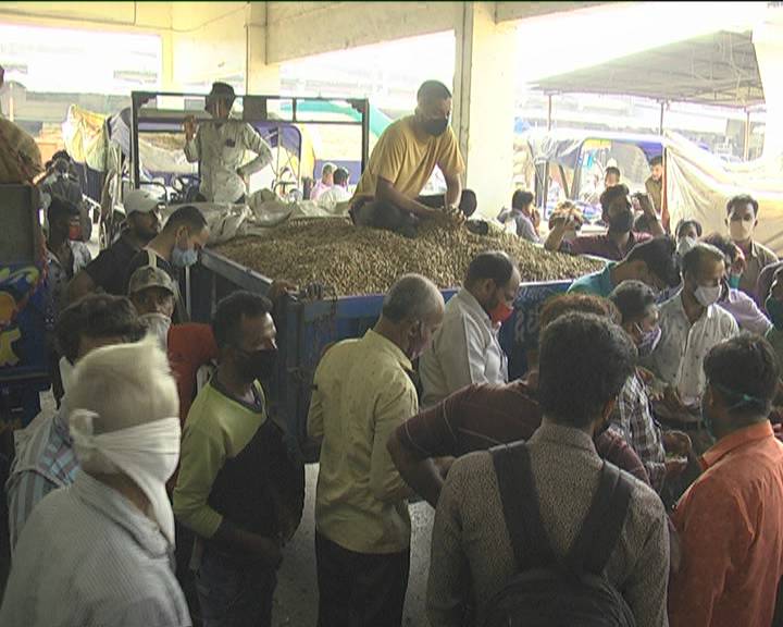 Sabarkantha: magfali ni mablakh aavak thi marketyard ubhrava lagi teka na dar karta pan vadhu bhav malta kheduto ne rahat